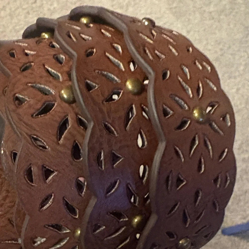 Brown floral studded Y2k vegan Leather Belt with Brass Accents size 3x